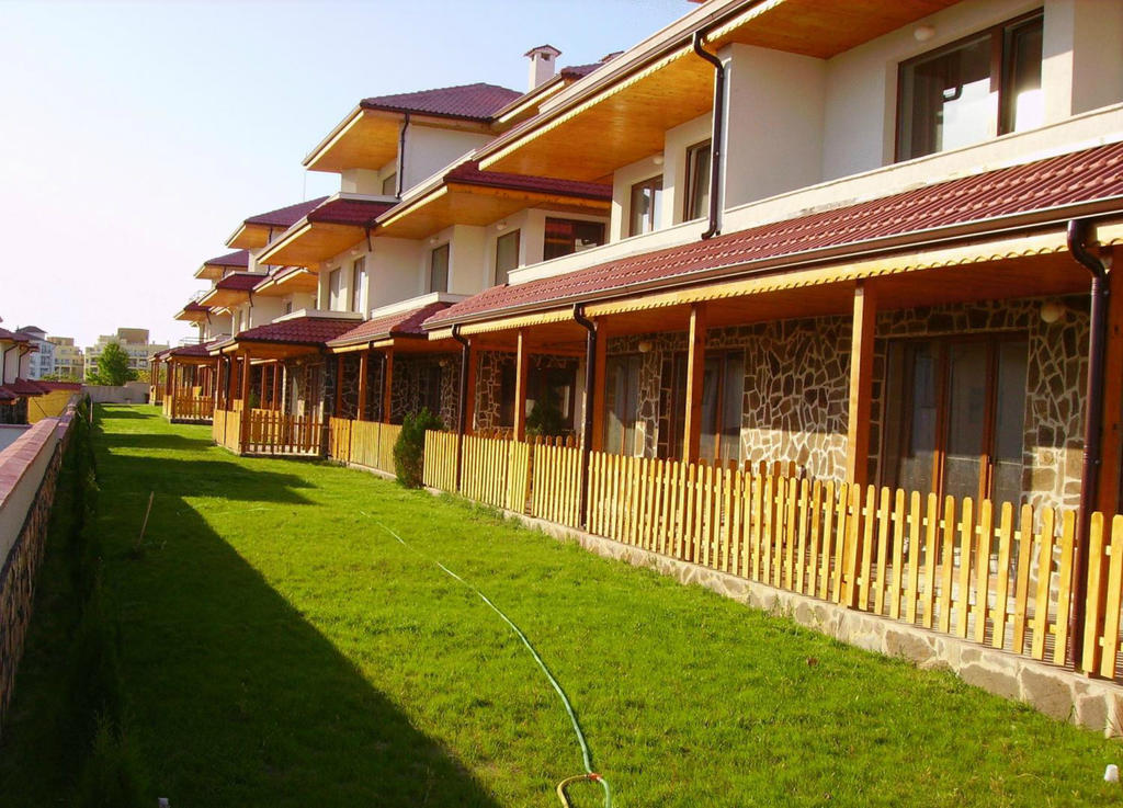 Vemara Club Hotel And Villas - Free Parking And Free Beach Access Obzor Exterior photo