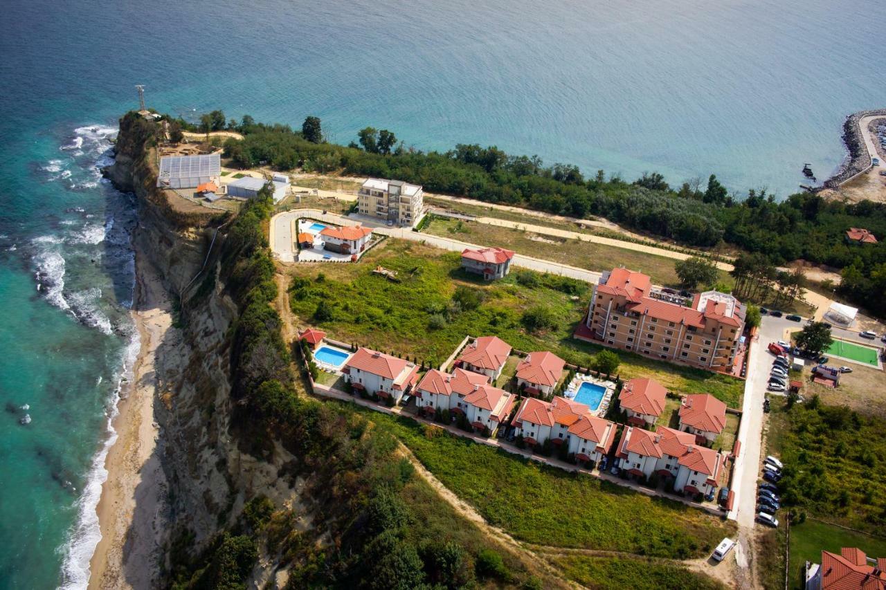 Vemara Club Hotel And Villas - Free Parking And Free Beach Access Obzor Exterior photo